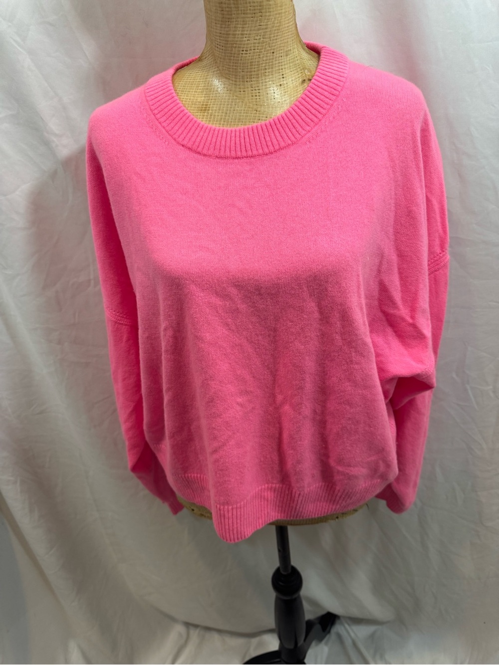 J. Crew Pink Crewneck cashmere Sweater M